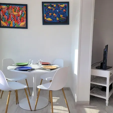 La Plagette D'emy Apartment